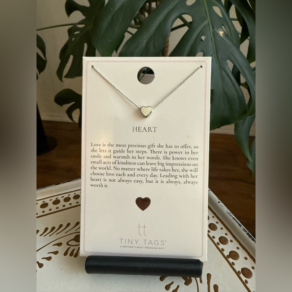 ❤️ Mother’s Day ❤️ Tiny Tags Silver Heart Necklace Perfect Gift - Picture 3 of 4